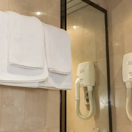 Saint Christophe Hotel Paris